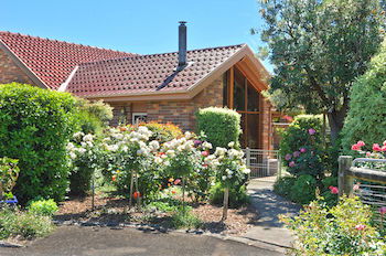Langbrook Estate Cottages - South Australia Travel 7