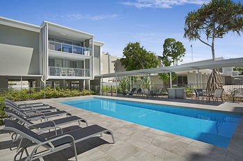 Jacaranda Noosa - South Australia Travel 2