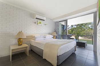 Jacaranda Noosa - South Australia Travel 52