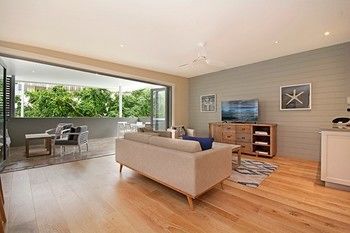 Jacaranda Noosa - South Australia Travel 66