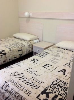 Ashton Townhouse Motel And Suites - South Australia Travel 15