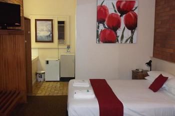 Hilldrop Motor Inn - South Australia Travel 11