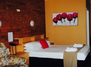 Hilldrop Motor Inn - South Australia Travel 15