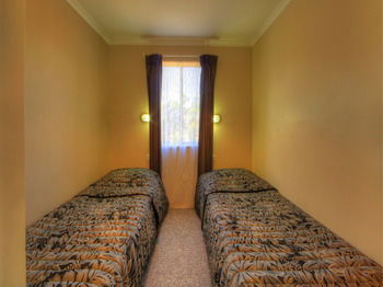 BIG4 Karuah Jetty Holiday Park - South Australia Travel 13