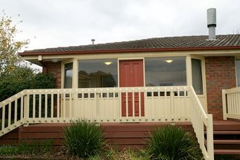 Yarra Glen Racecourse Apartments - South Australia Travel 10