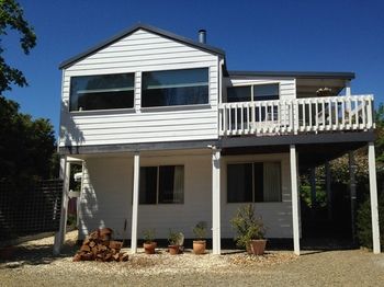 Yarraglen BnB - South Australia Travel 24