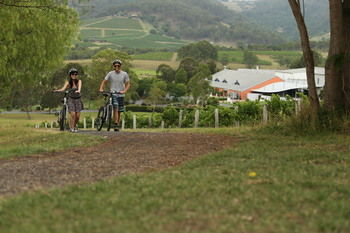 Hunter Valley YHA - Hostel - South Australia Travel 33