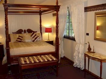 Bli Bli House Luxury Bed & Breakfast - South Australia Travel 6