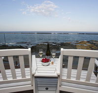 Ocean Front at The Entrance - South Australia Travel