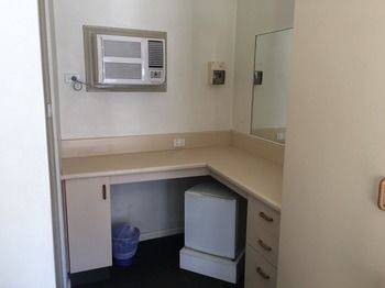 Westside Motor Inn - South Australia Travel 3