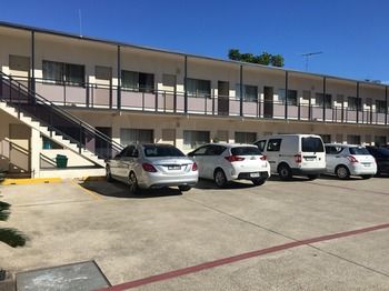 Westside Motor Inn - South Australia Travel 13