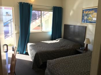 Westside Motor Inn - South Australia Travel 16