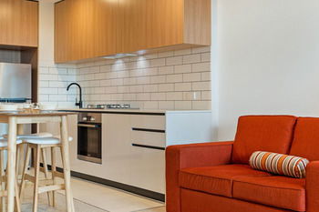 Bayside Towers Serviced Apartments - South Australia Travel 5