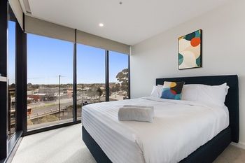 Bayside Towers Serviced Apartments - South Australia Travel 10