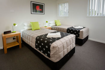 Wallsend Executive Apartments - South Australia Travel 10