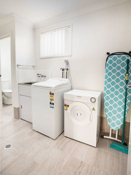 Wallsend Executive Apartments - South Australia Travel 22