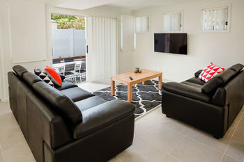 Wallsend Executive Apartments - South Australia Travel 33