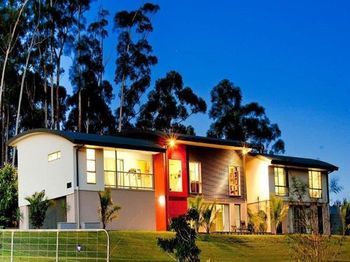 Moonee Beach Executive Retreat - South Australia Travel 5