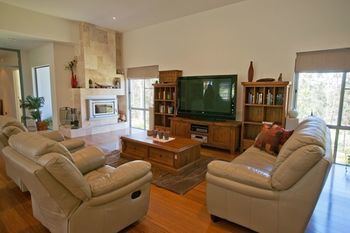 Moonee Beach Executive Retreat - South Australia Travel 25