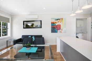 Belmont Executive Apartments - South Australia Travel 15