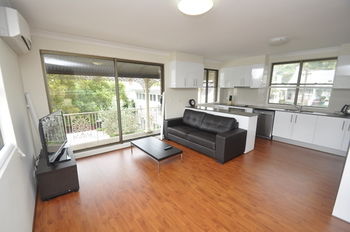 Balmain 1 Mont Furnished Apartment - South Australia Travel 4