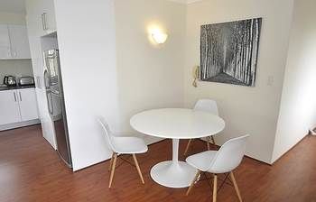 Balmain 3 Mont Furnished Apartment - South Australia Travel 2