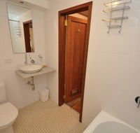 Camperdown 21 Brigs Furnished Apartment - South Australia Travel