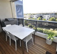 Camperdown 608 St Furnished Apartment - South Australia Travel