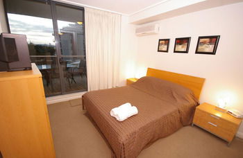 Homebush 3 Ben Furnished Apartment - South Australia Travel 4