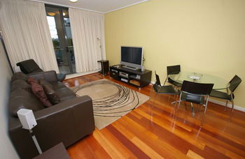 Homebush 3 Ben Furnished Apartment - South Australia Travel 5