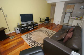 Homebush 3 Ben Furnished Apartment - South Australia Travel 7