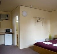 St Kilda Hostel - South Australia Travel
