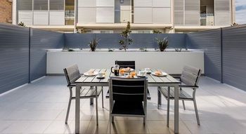 Hamilton Executive Apartments - South Australia Travel 8