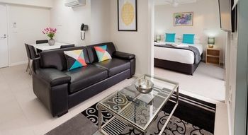 Hamilton Executive Apartments - South Australia Travel 16