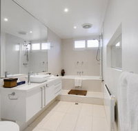 UrbanMinder  Margeaux - South Australia Travel