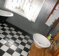 37 Queen Gloucester - South Australia Travel