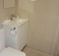 Annandale Hotel - South Australia Travel