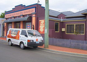 Bears Went Over The Mountain - South Australia Travel 0