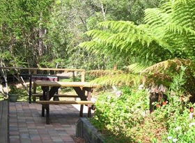 Blackwood Studio Accommodation - The Cottage - South Australia Travel 0