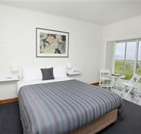 Hotel Bruny - South Australia Travel