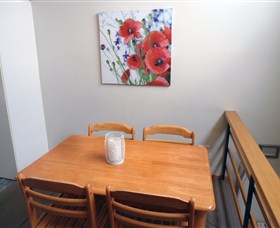 Ashwood Apartments - Lindisfarne - South Australia Travel 4