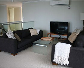 Hidden Bay Holiday Home - South Australia Travel 1