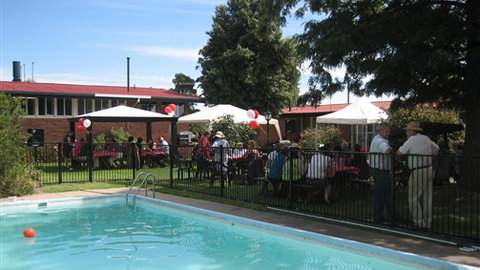 Captains Lodge International - South Australia Travel 1