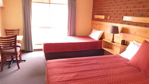 AAT 28 Goldsmith Hotel - South Australia Travel 4