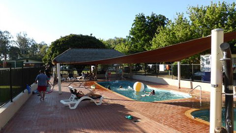 Painters Island Caravan Park - South Australia Travel 2