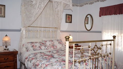 Cuddledoon Cottages B&B - South Australia Travel 0
