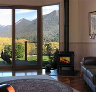 Cathedral Valley Farm - South Australia Travel