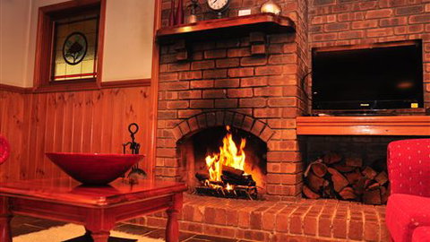 Apollo Bay Cottages - South Australia Travel 1