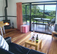 Ocean View Estate Accommodation - South Australia Travel