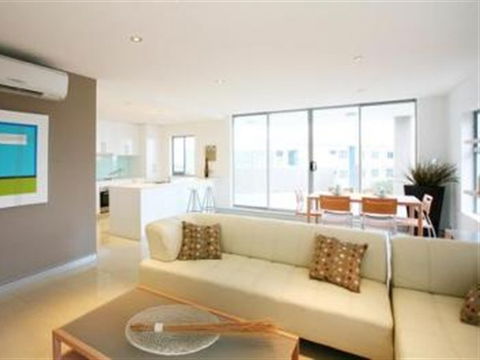 Redvue Luxury Apartments - South Australia Travel 0